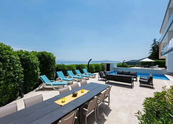 Willa Luxury Vista With Pool And Sea View Opatija