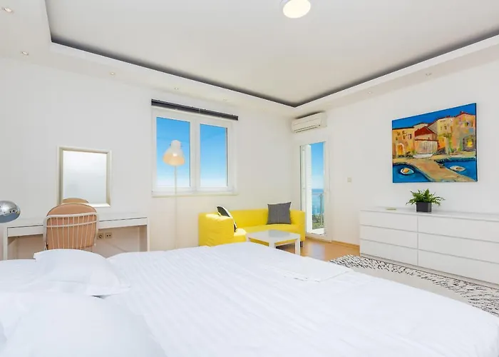 Luxury Vista With Pool And Sea View * Opatija
