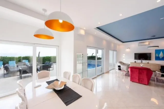 Luxury Vista With Pool And Sea View Вилла Опатия