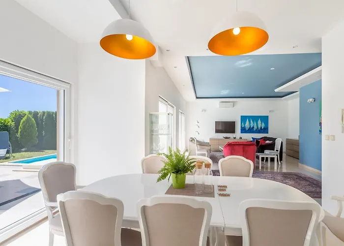 Вилла Luxury Vista With Pool And Sea View *
