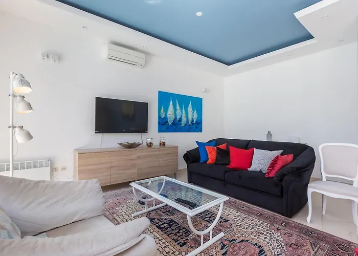 Luxury Vista With Pool And Sea View Вилла Опатия