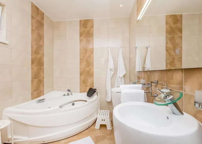 Luxury Vista With Pool And Sea View Опатия